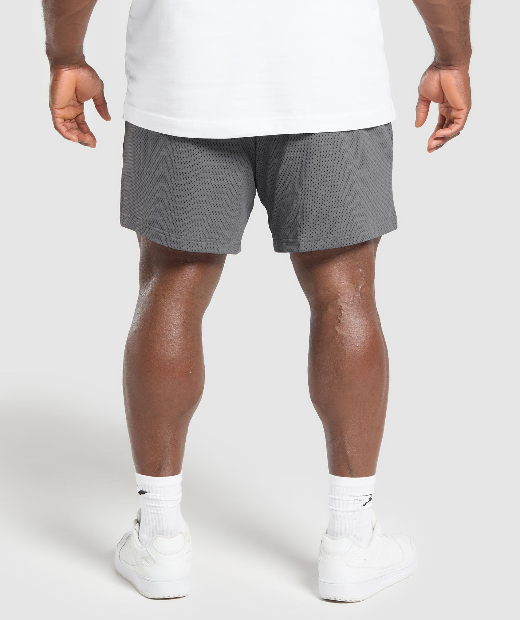 Lifting Mesh 7" Shorts - Pitch Grey