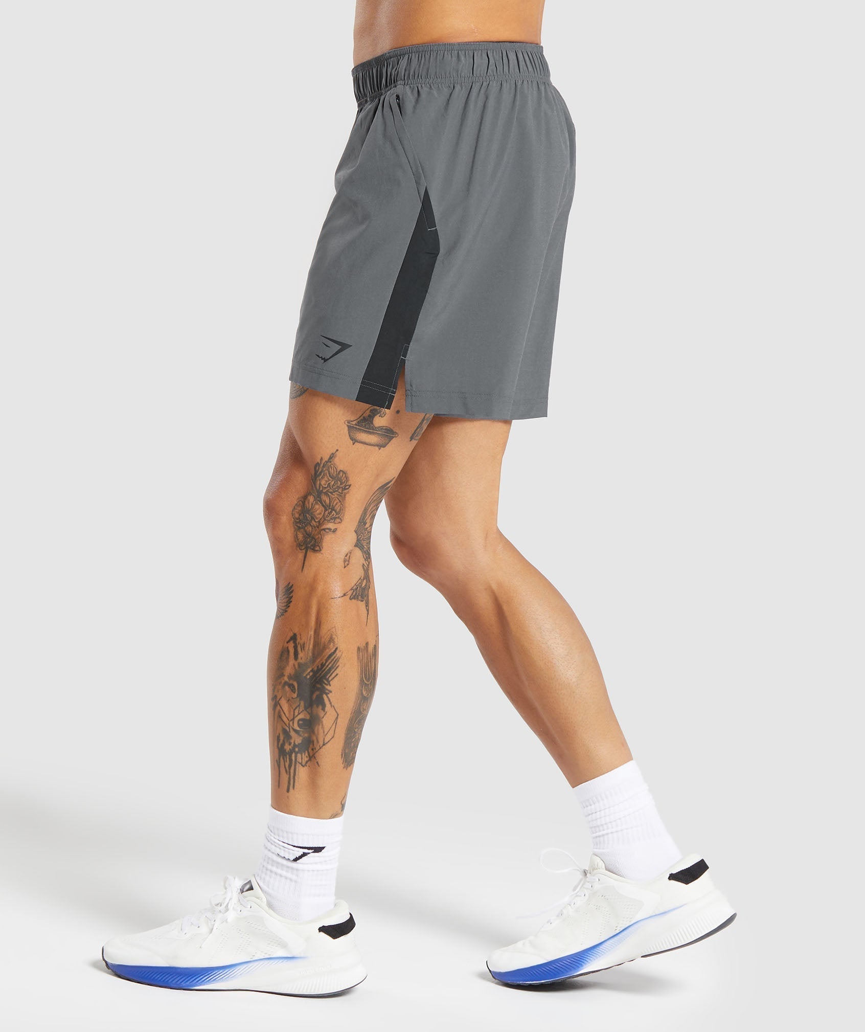 Gymshark Sport  7" Shorts - Dark Grey/Black
