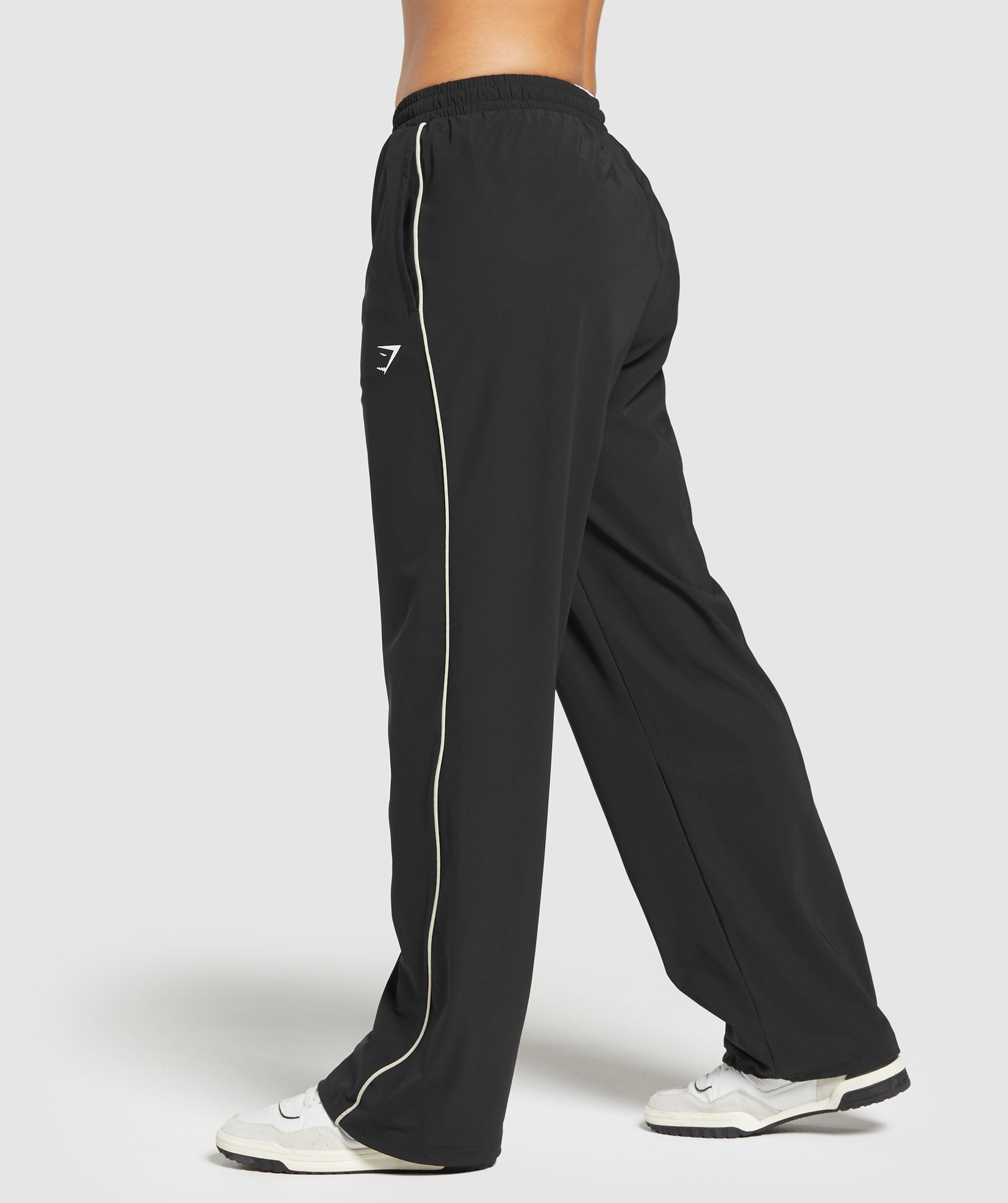 Gymshark Stitch Feature Woven Pants - Black