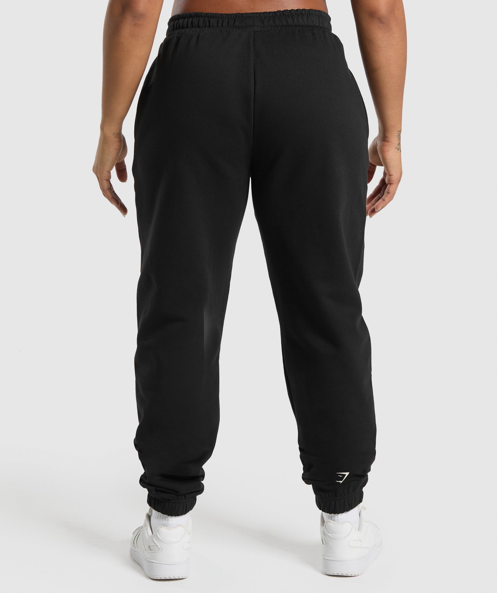 Gymshark Lifting Essentials Graphic Brushed Oversized Joggers - Black