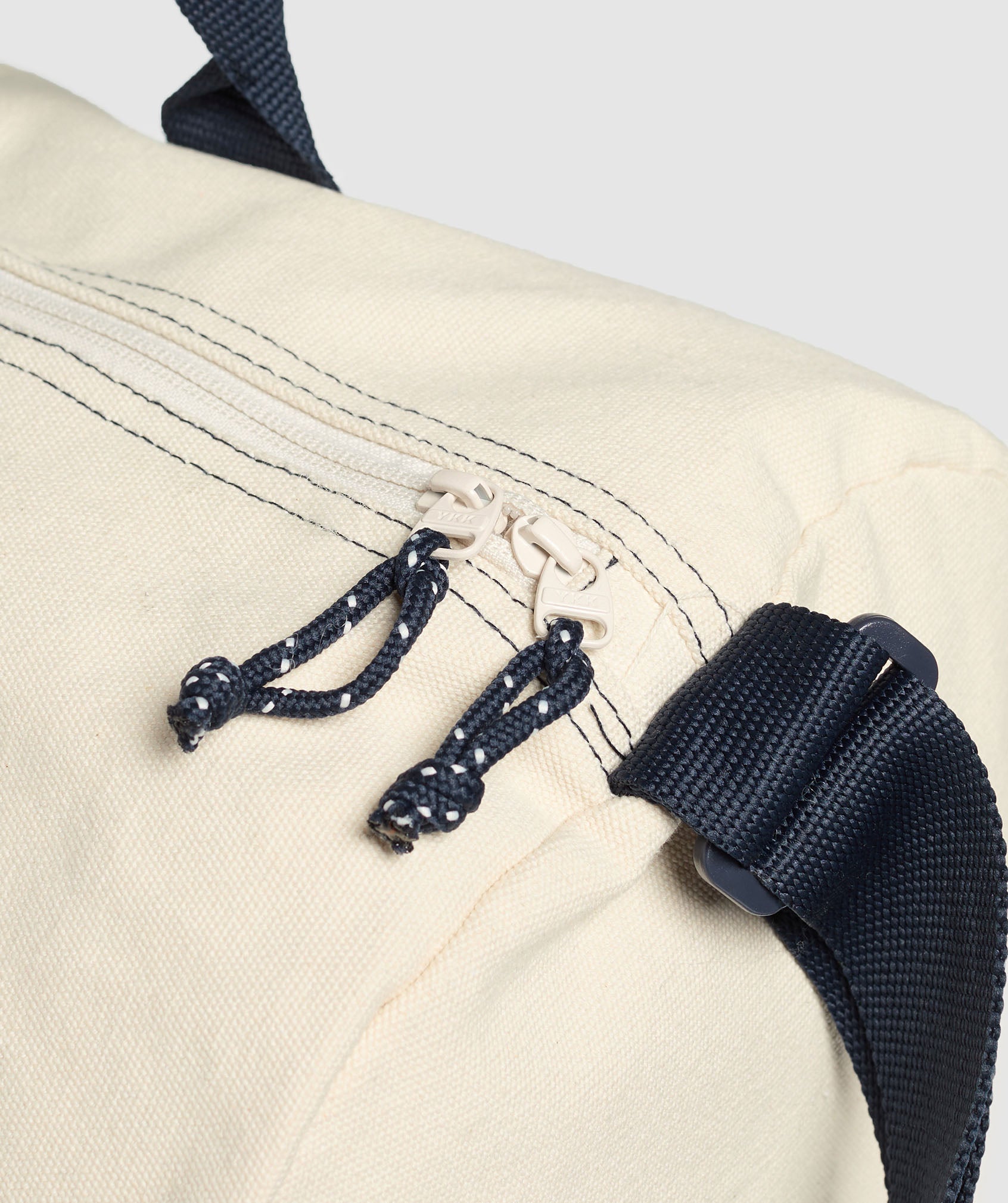 Gymshark Collegiate Canvas Duffle - Oat White/Heavy Blue