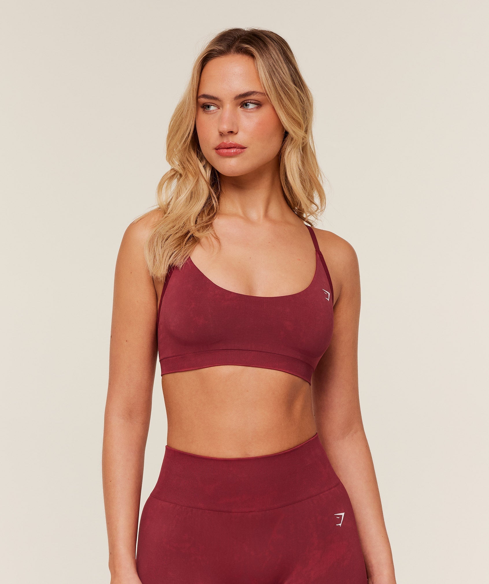 Gymshark Everyday Seamless Washed Sports Bra - Red Wash