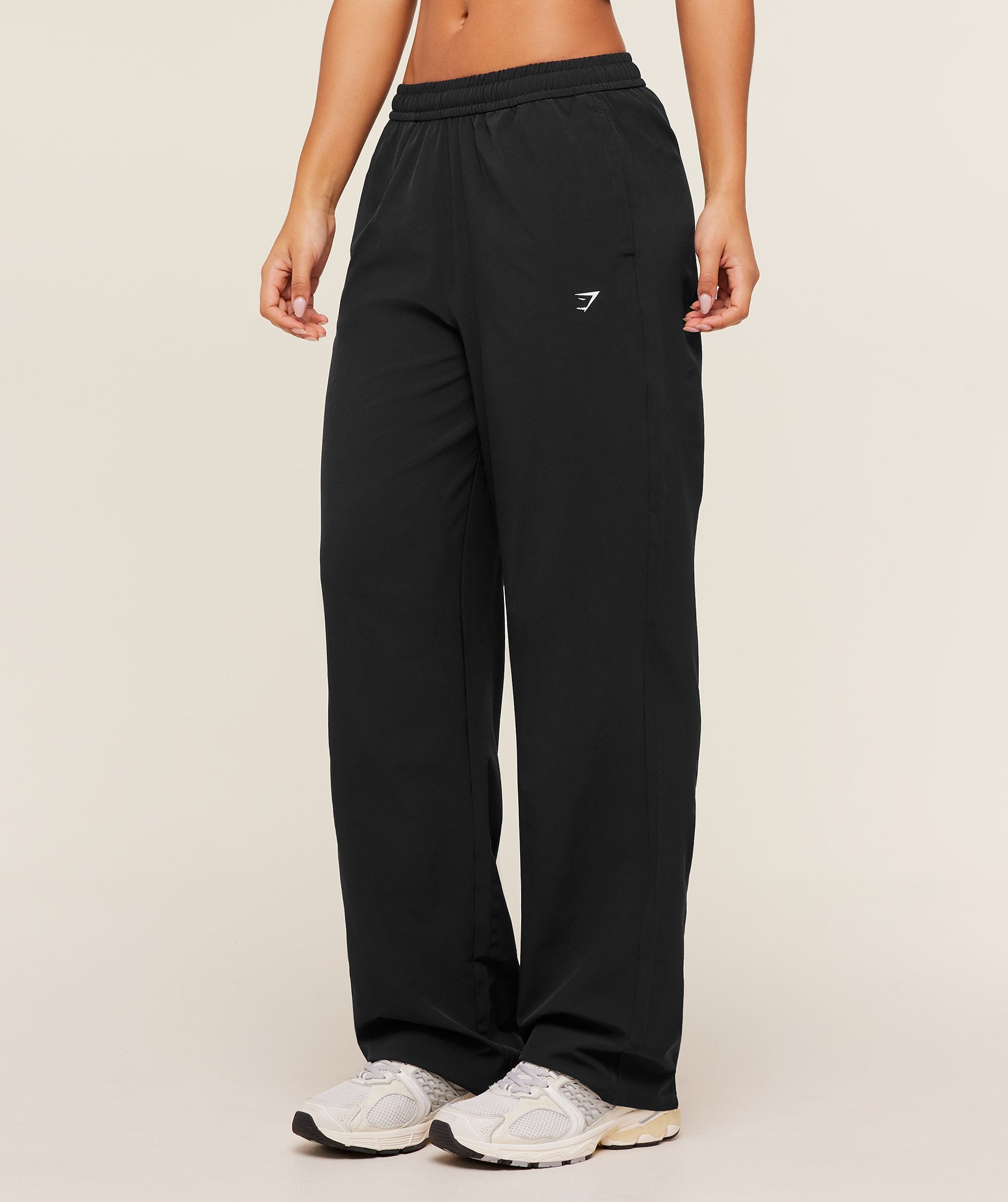 Gymshark Training Everyday Woven Straight Leg Tall Pant - GS Black