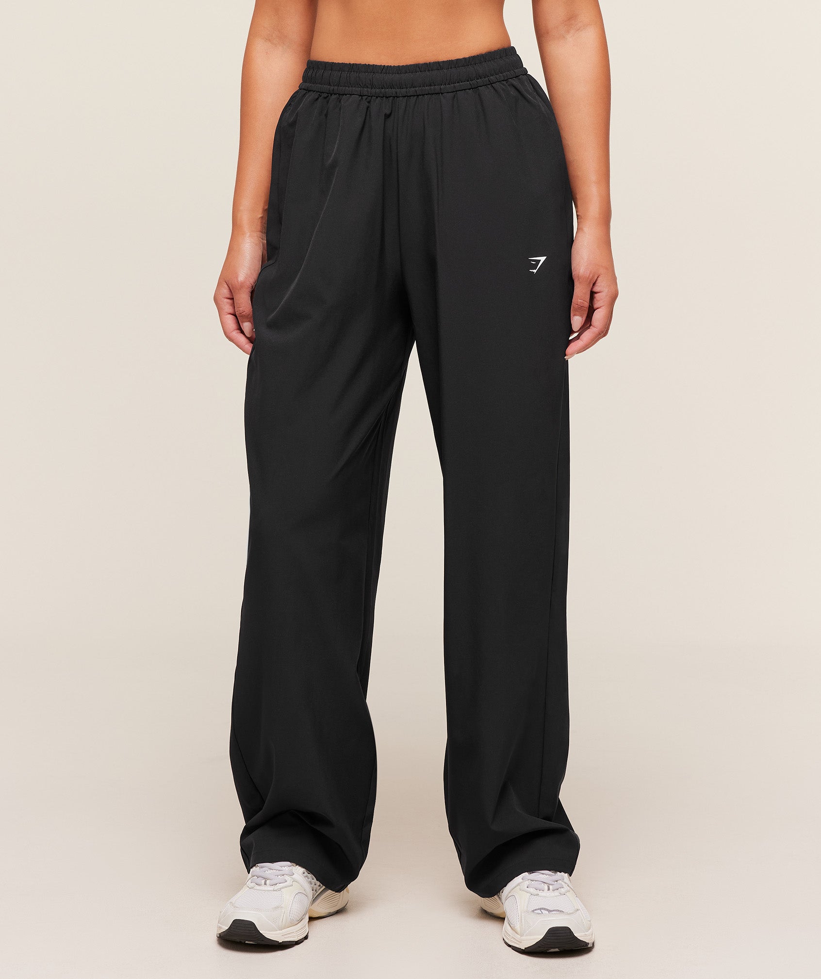 Gymshark Training Everyday Woven Straight Leg Pant - Black