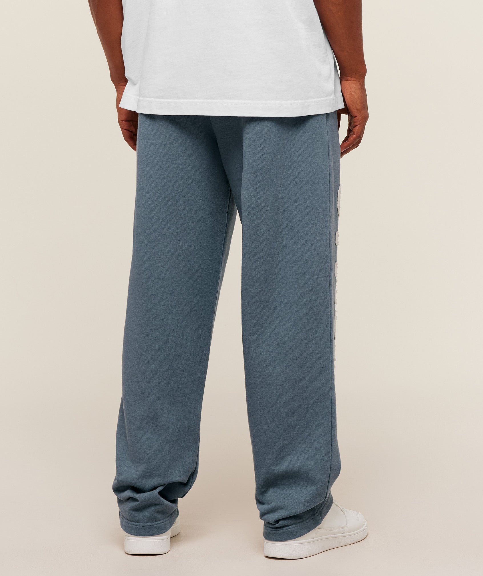 Gymshark Applique Straight Leg Jogger - Iron Blue