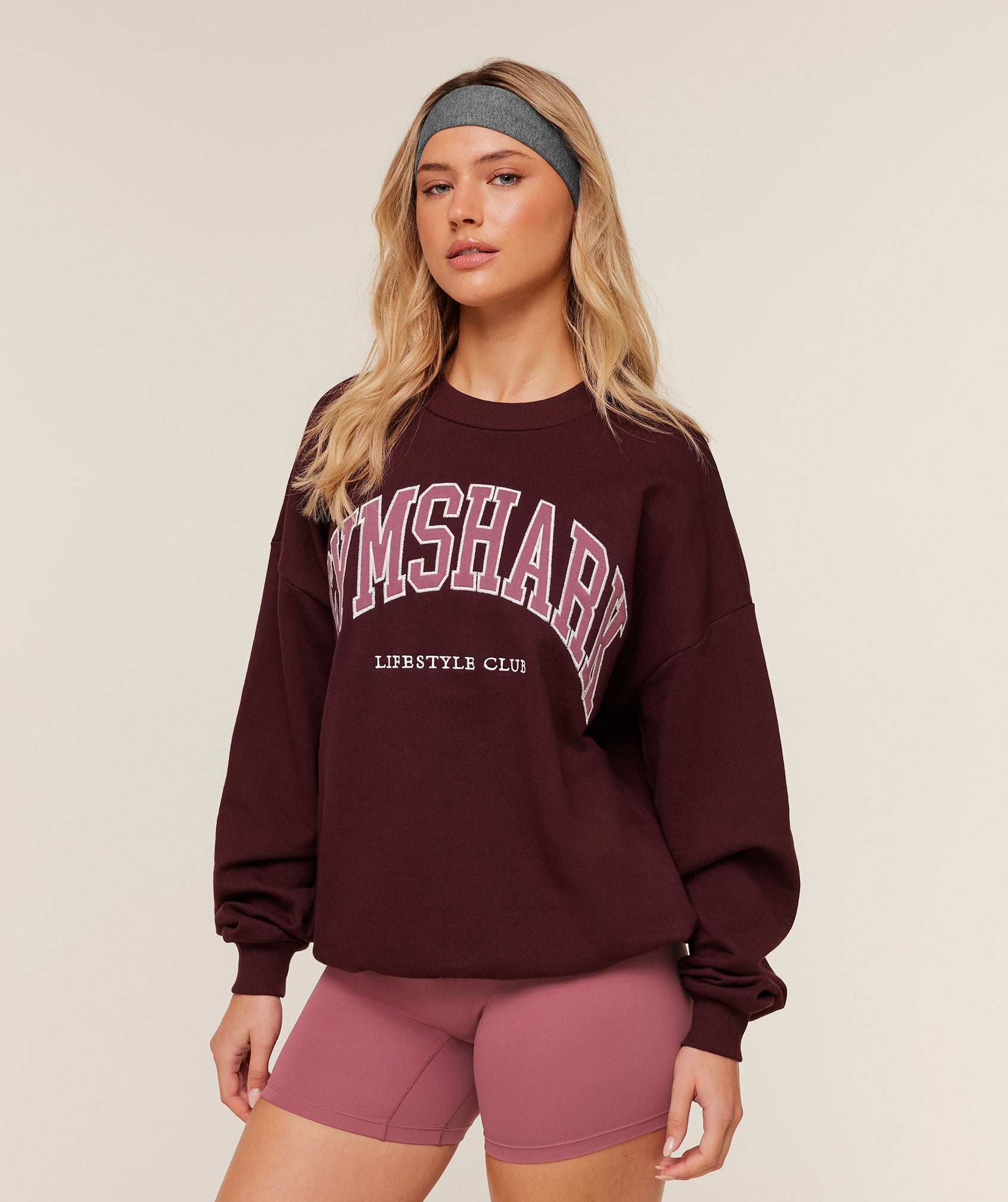 Gymshark Collegiate Graphic Crew Neck Pullover - GS Rich Maroon