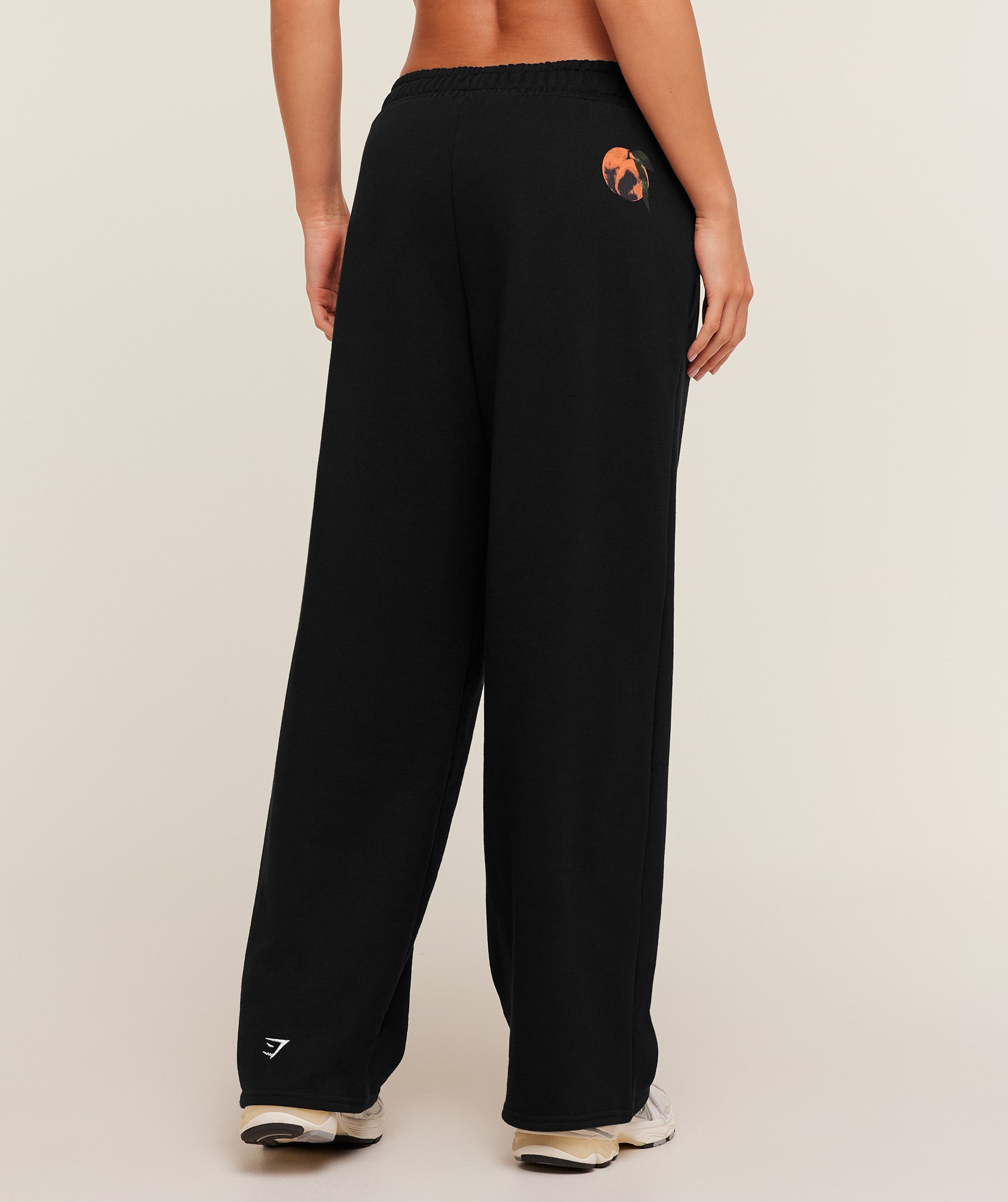 Gymshark Juicy Peach Wide Leg Joggers - Black