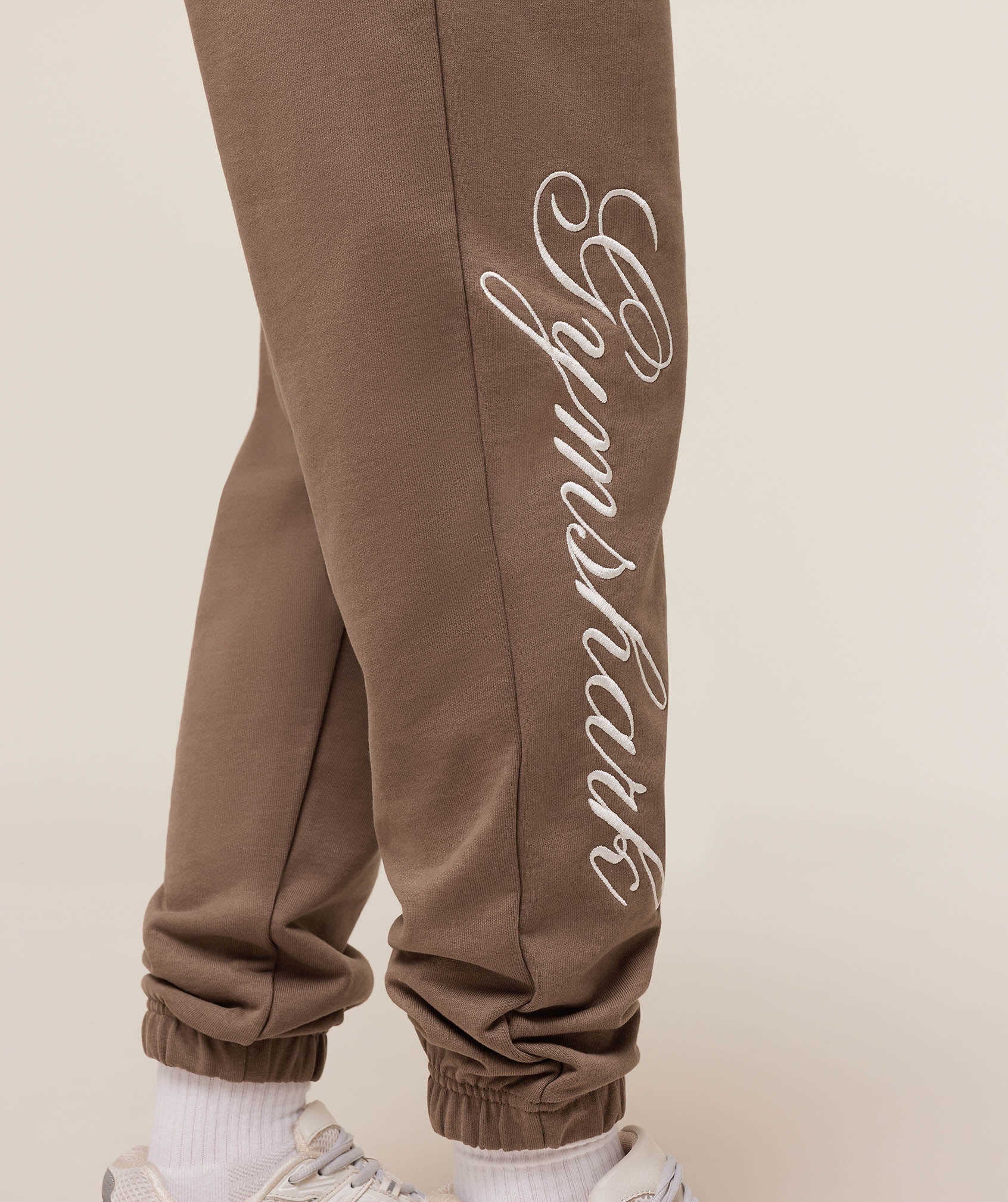 Gymshark All Seasons Graphic Jogger - Soft Brown