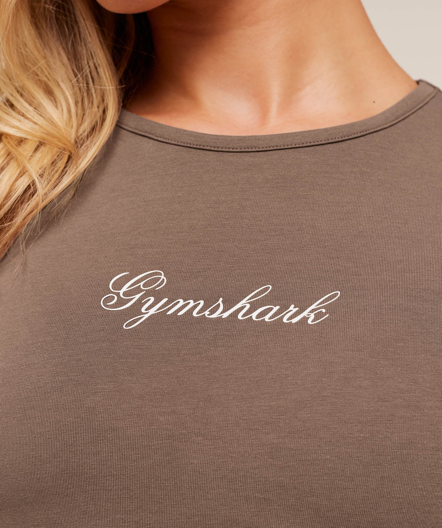 Gymshark All Seasons Graphic Long Sleeve Baby Tee - Soft Brown