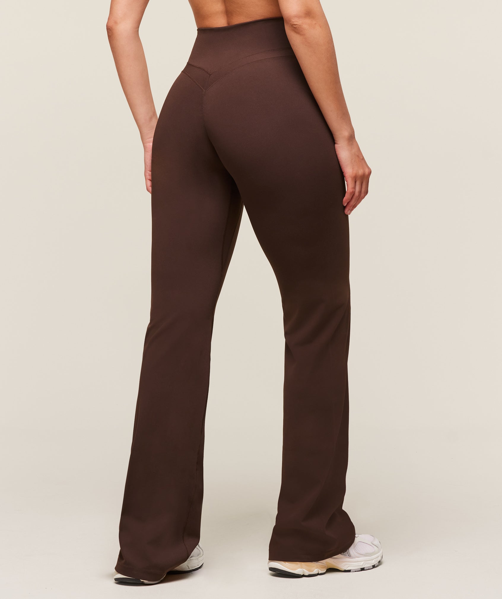 Gymshark Whitney Flared Leggings - Depth Brown