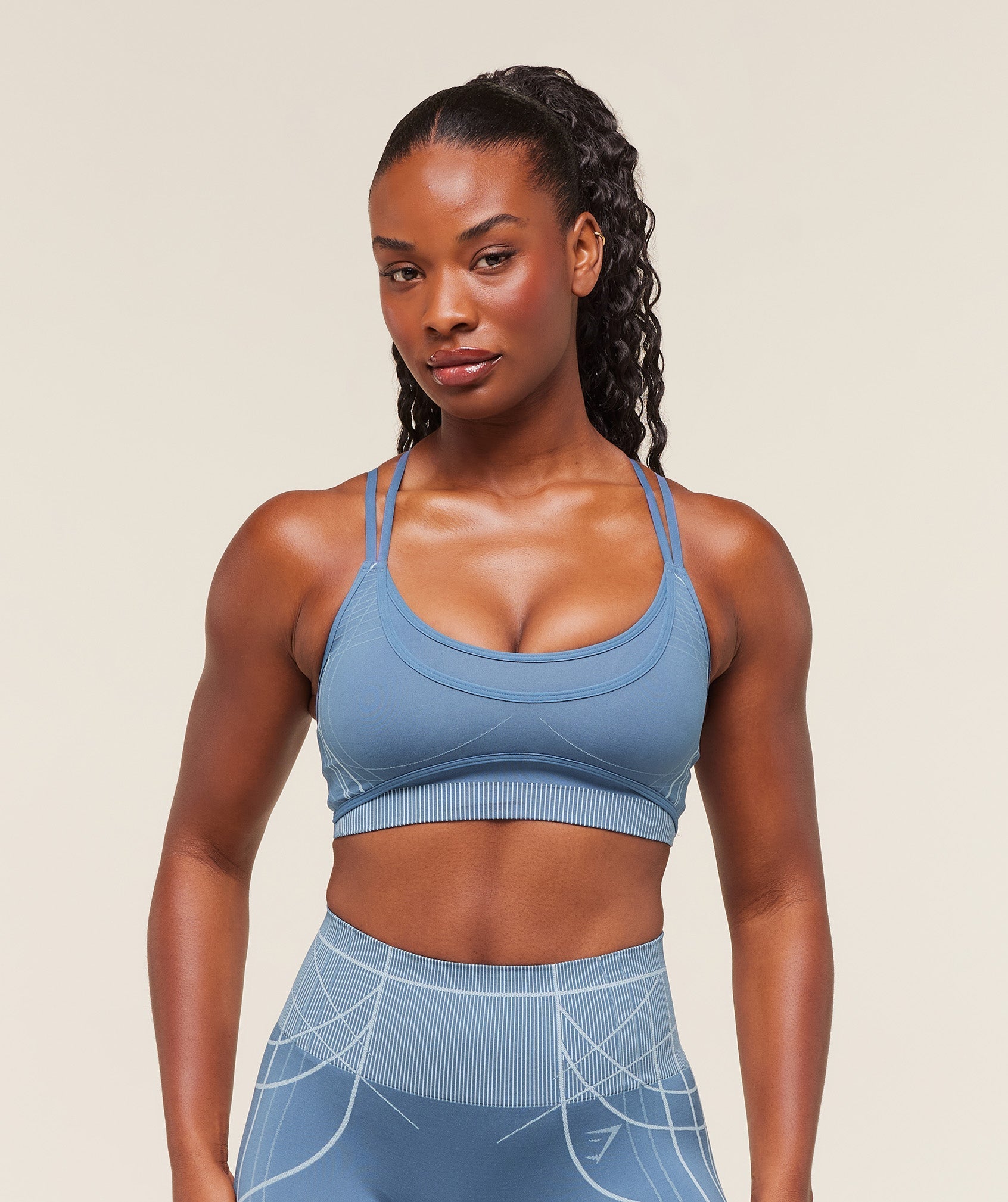 Gymshark Apex Seamless Strappy Sports Bra - Worn Blue/Gentle Blue