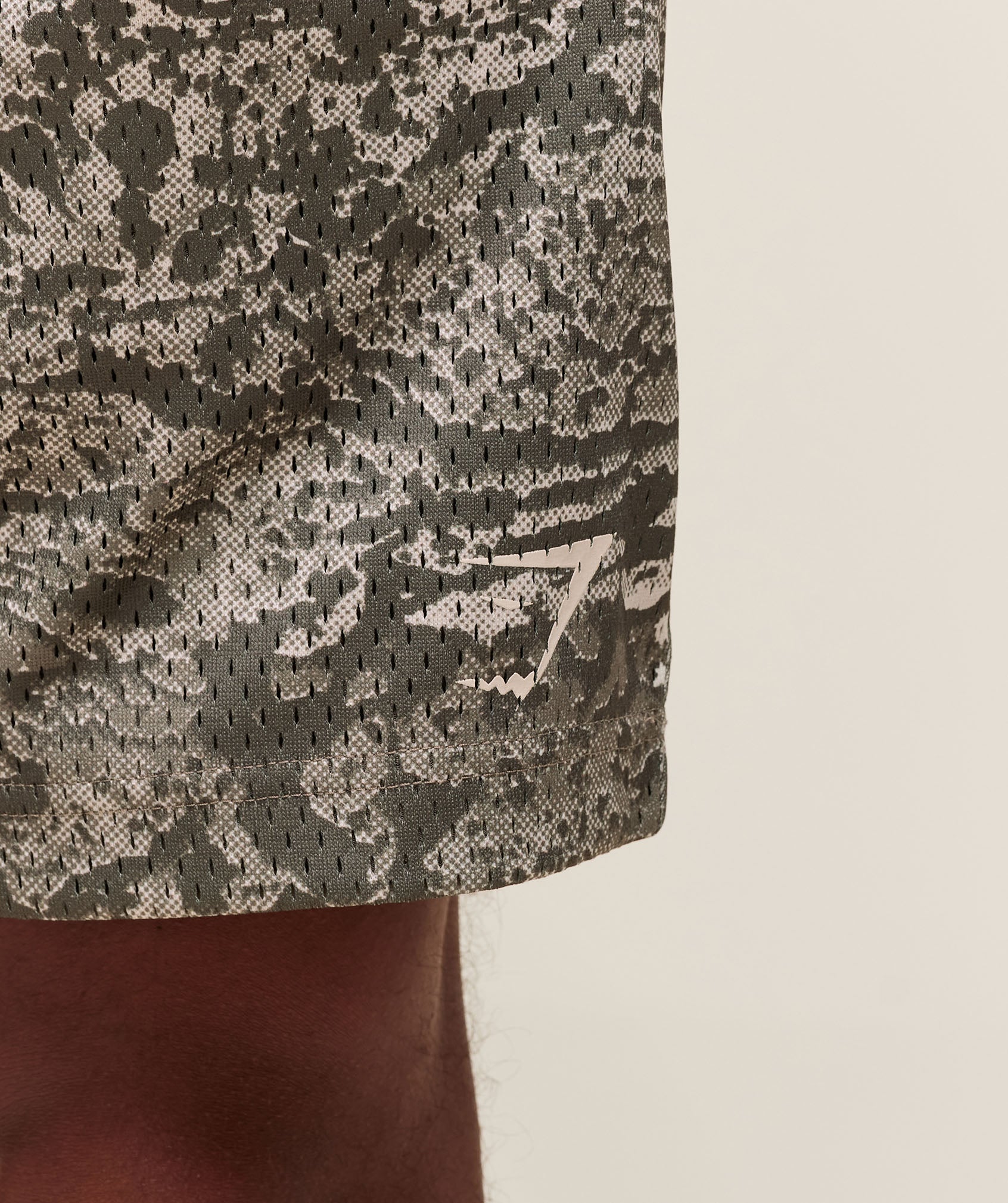 Gymshark Lifting Mesh 7" Shorts - Camo Brown