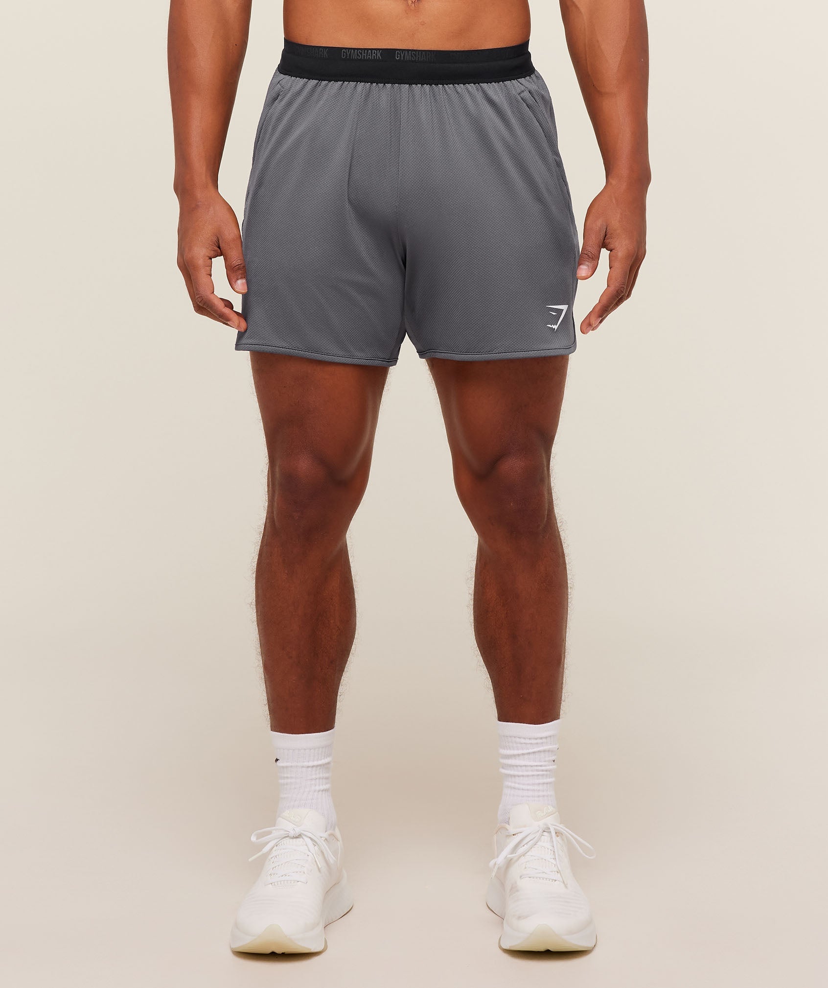 Gymshark Mesh Hybrid 5" Shorts - Dark Grey