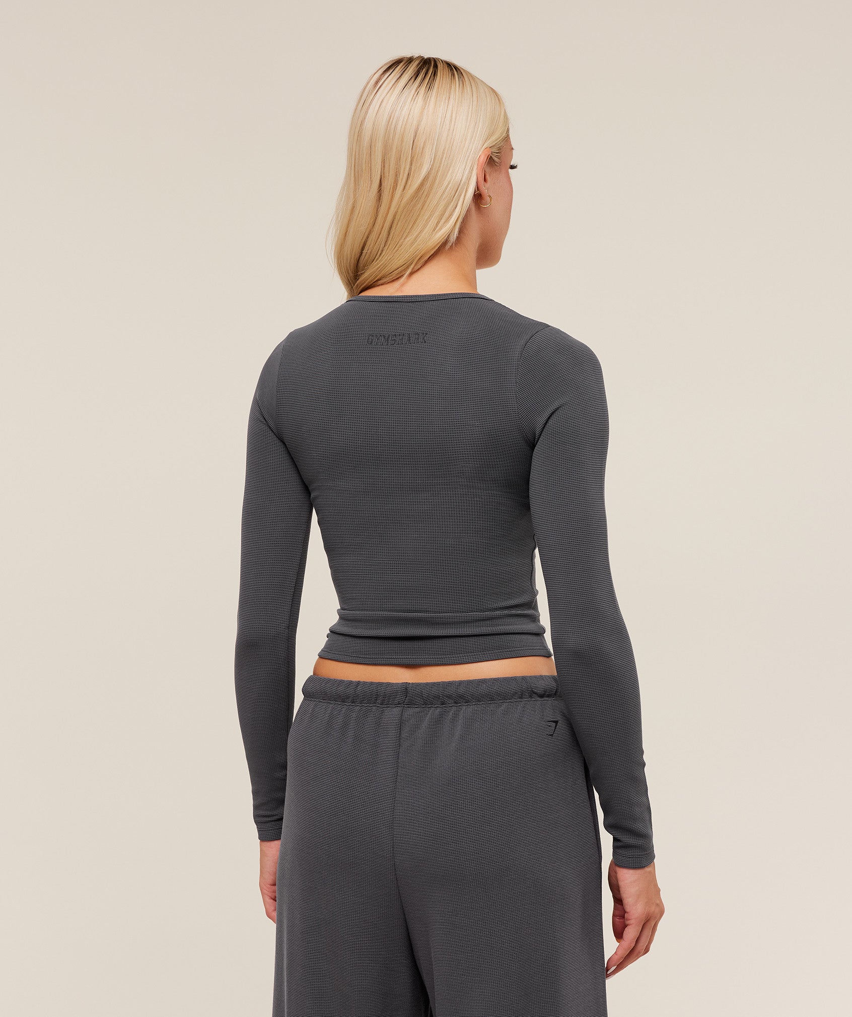 Gymshark Waffle Long Sleeve Top - Onyx Grey