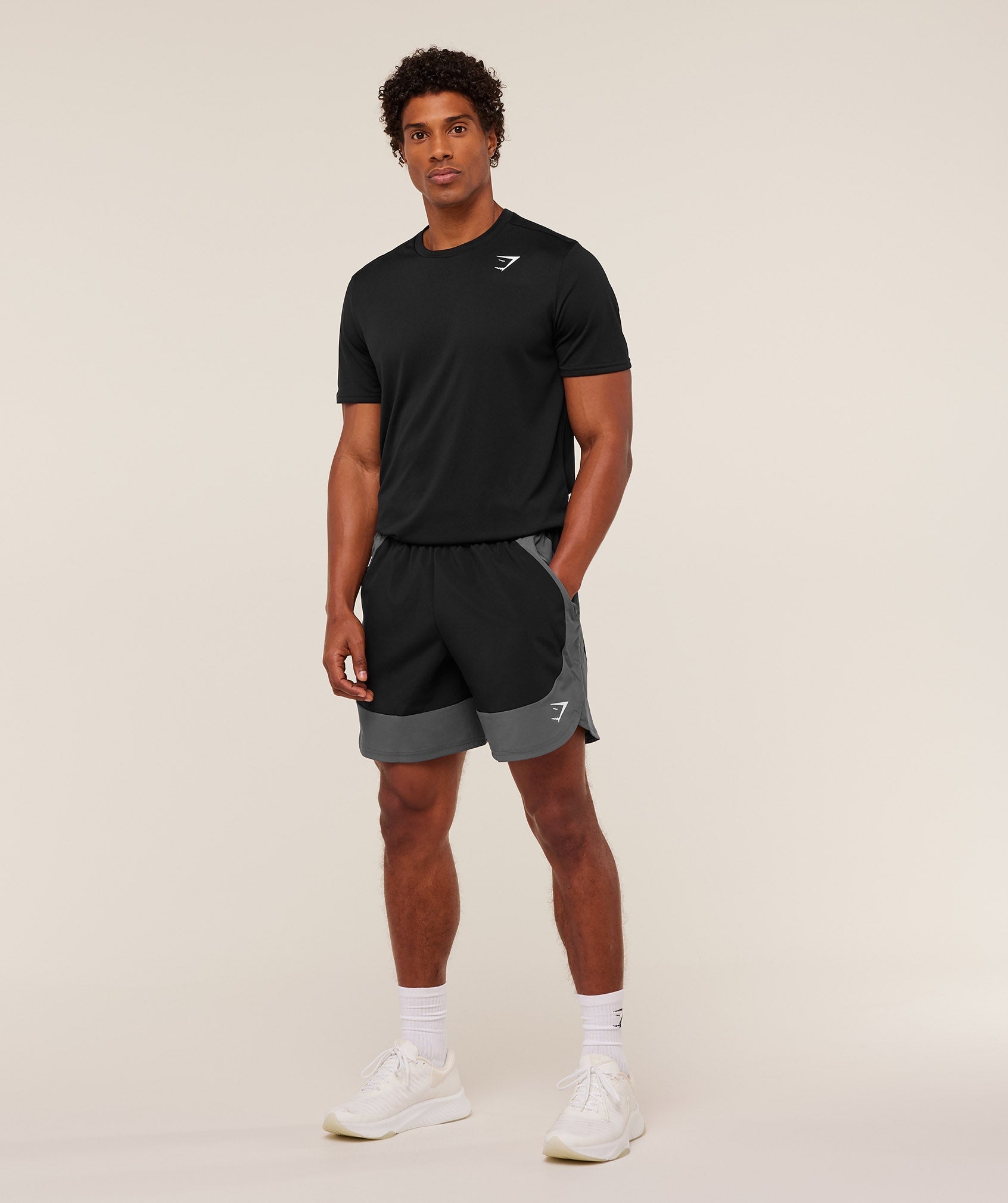 Gymshark Sport 25 Block 7" Shorts - Black/Dark Grey