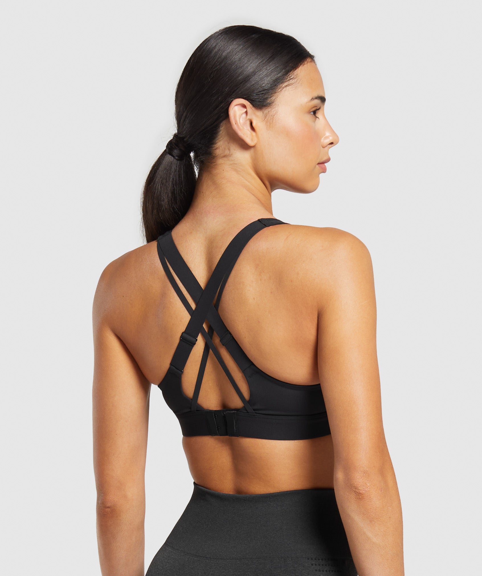 Gymshark Strappy Back Medium Support Sports Bra - Black