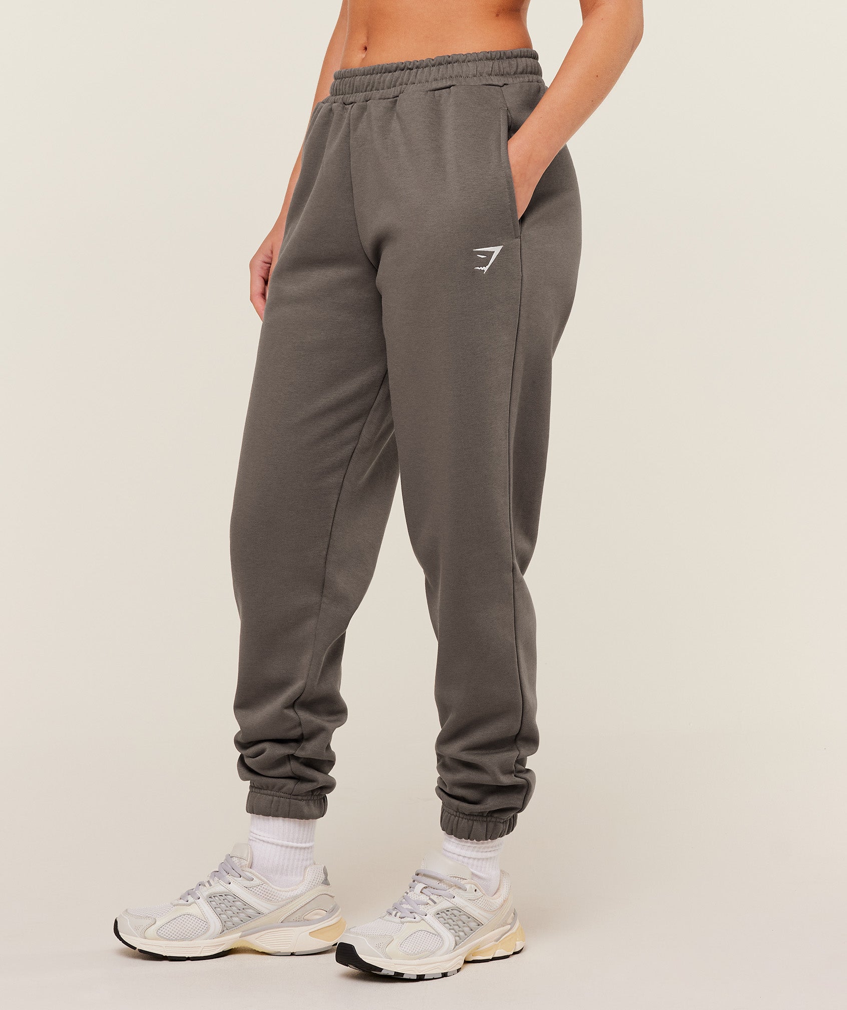 Gymshark Training Fleece Joggers - Cool Brown