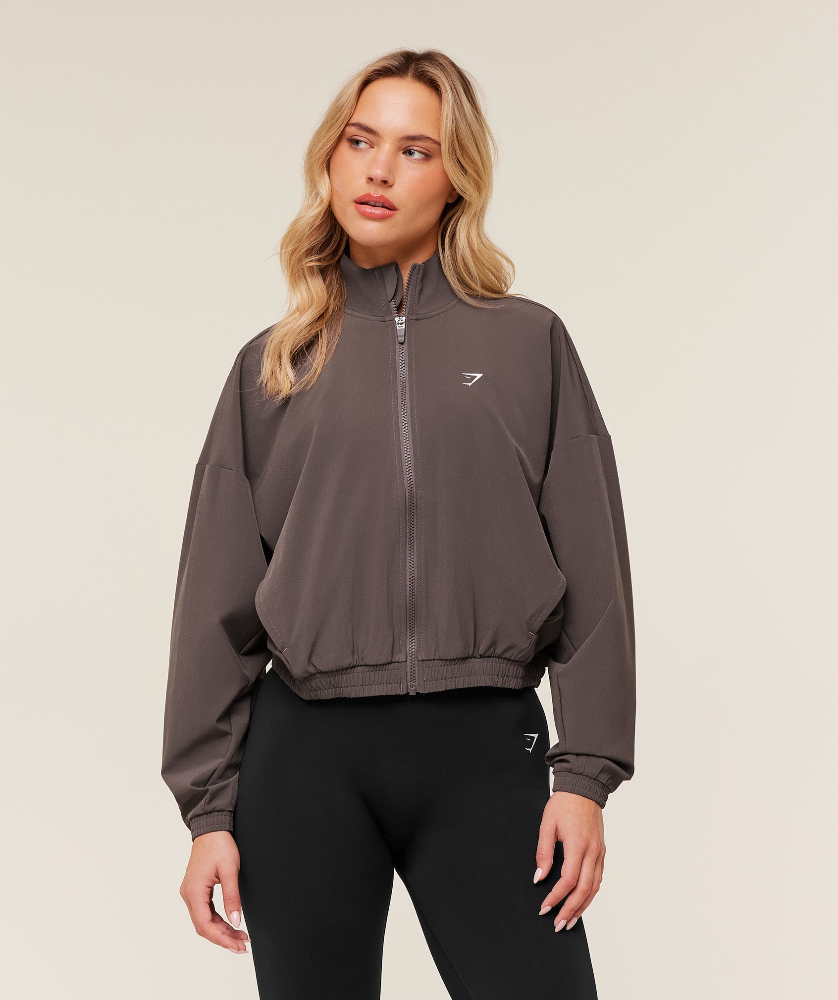 Gymshark Training Everyday Woven Jacket - Cool Brown
