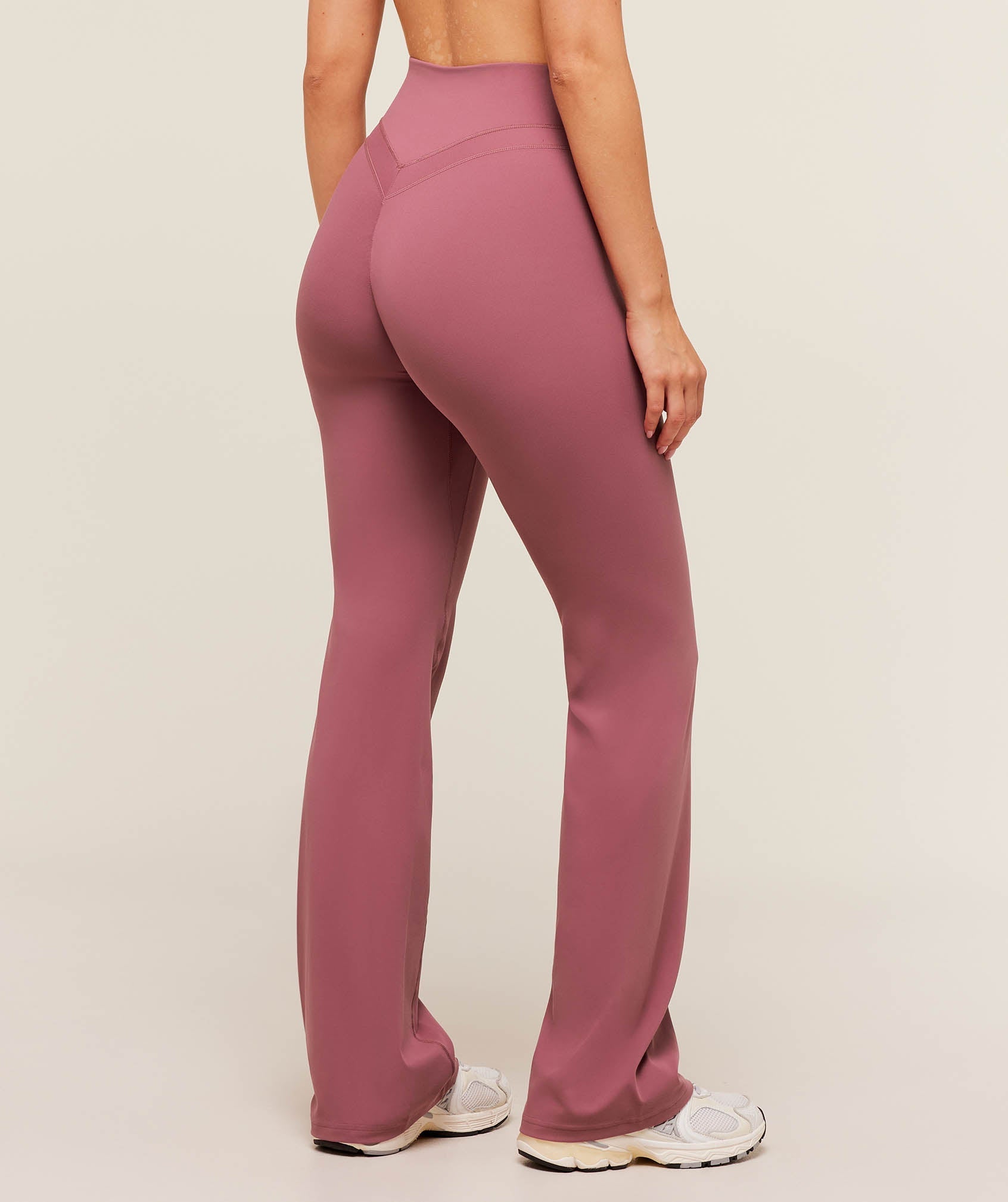 Gymshark Whitney Flared Leggings - Reset Pink