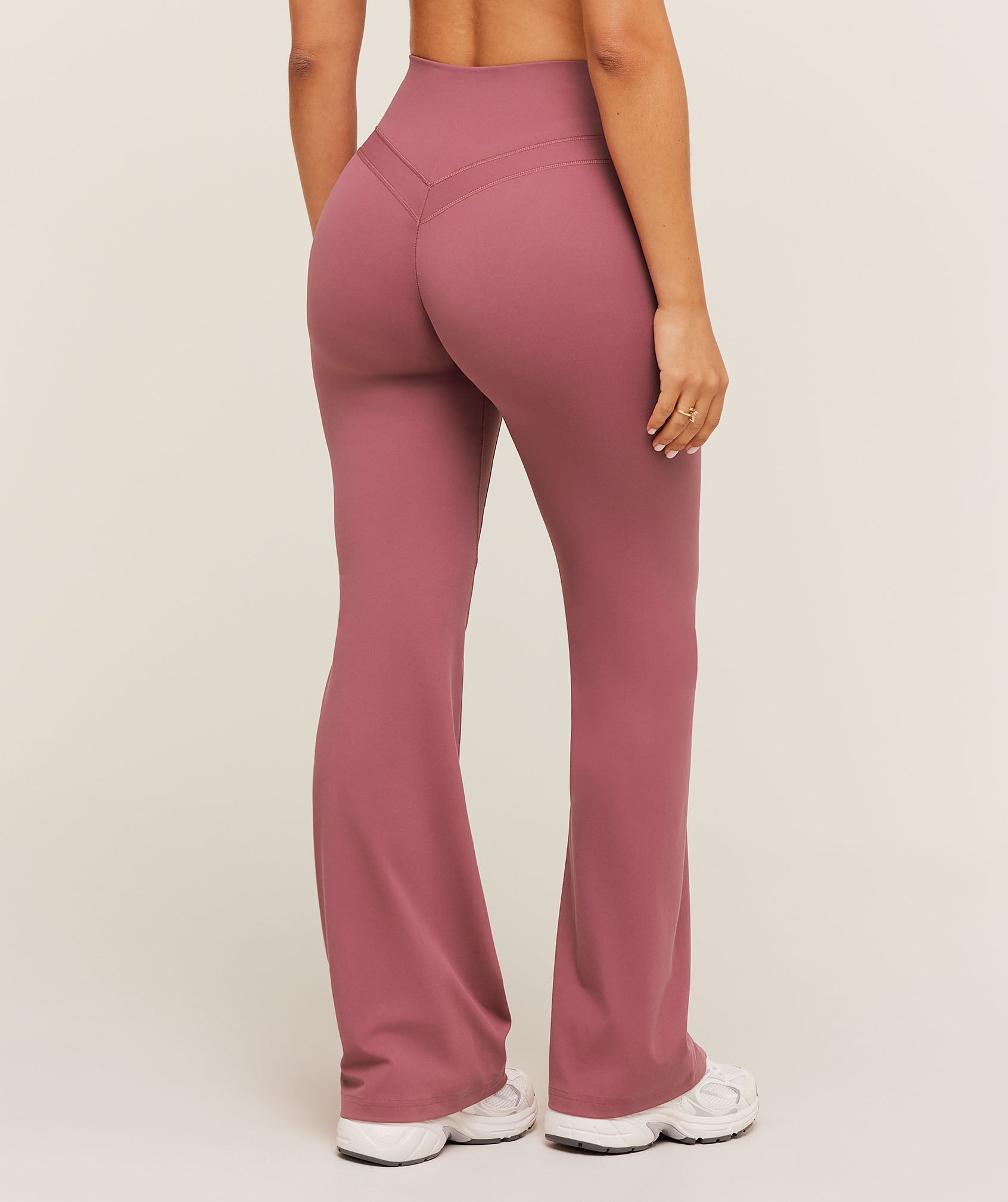 Gymshark Whitney Flared Leggings Short - Reset Pink