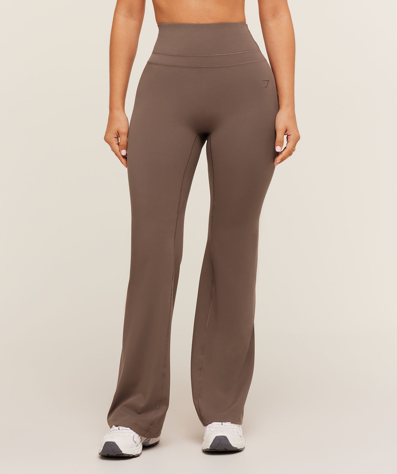 Gymshark Whitney Flared Leggings Short - Soft Brown